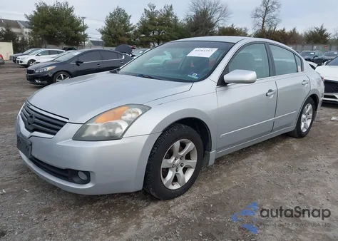 2009 Nissan Altima 2.5 S from USA, damaged, VIN 1N4AL21E09N549155